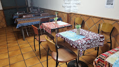 bar restaurante black &White